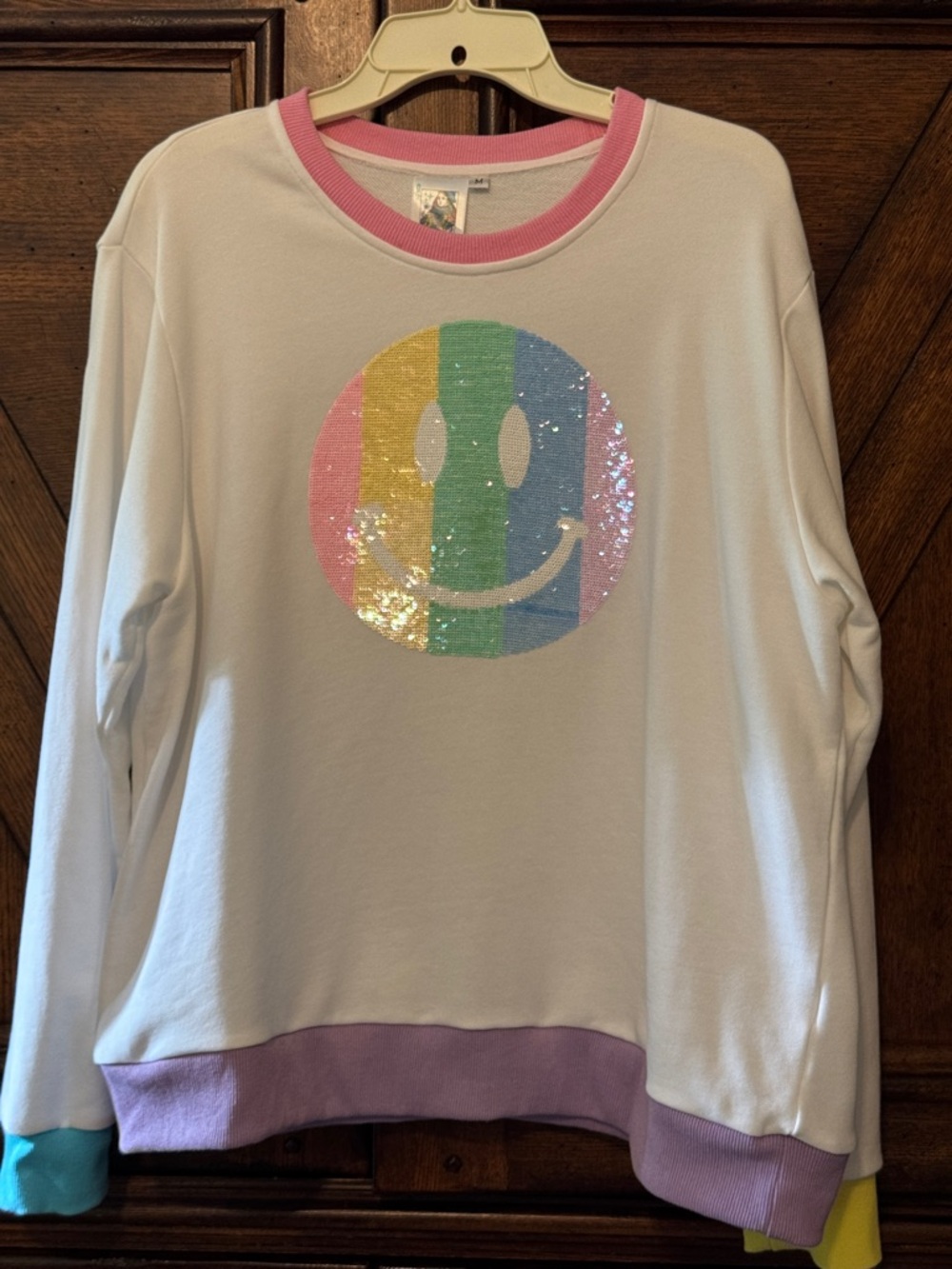 Queen of Sparkles Smiley Sweatshirt M